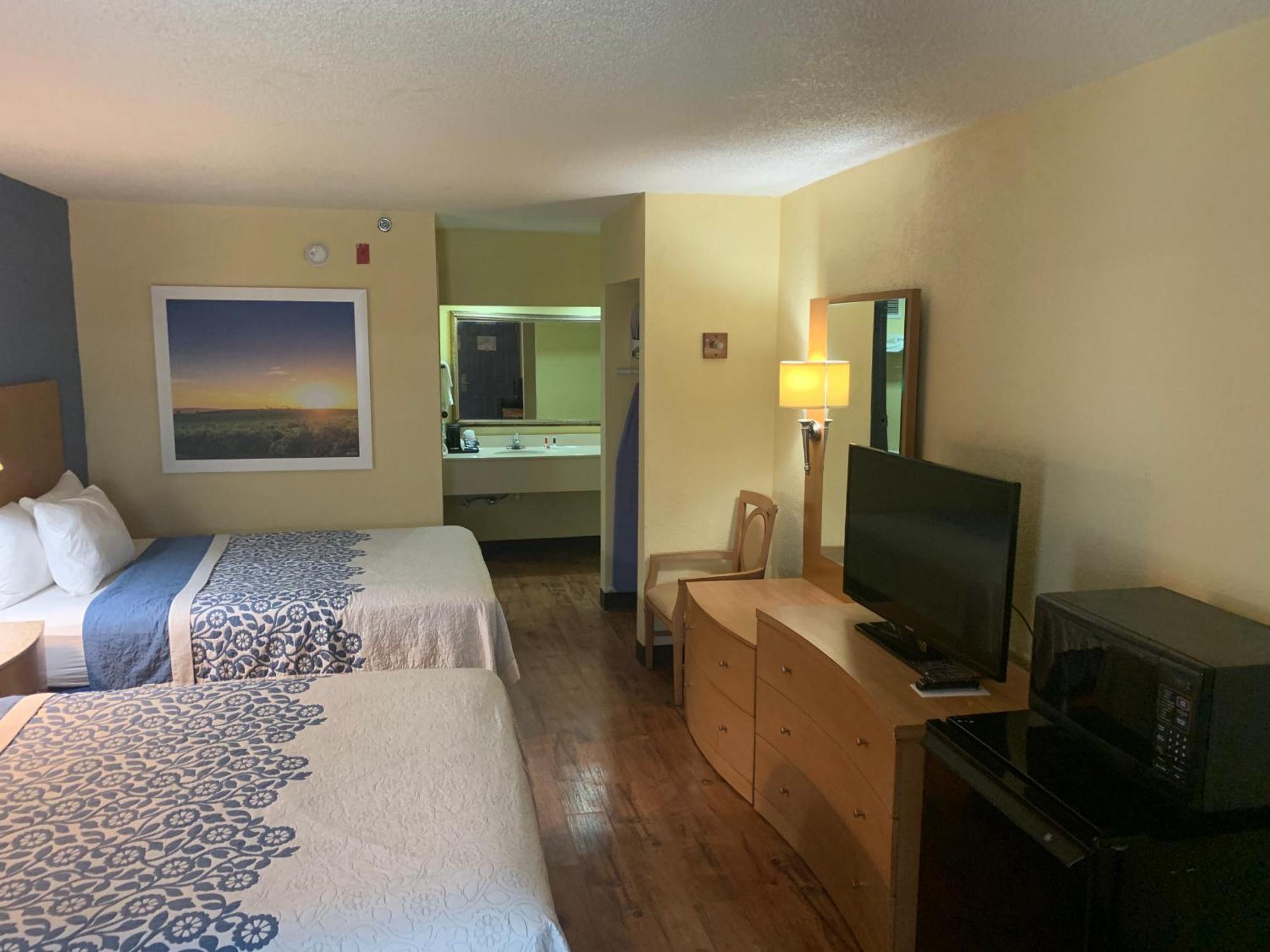 Hotel 6 Ga Gateway & I95 Georgetown